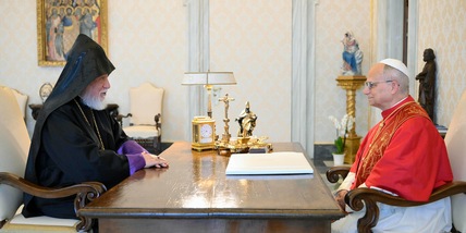 Il Papa, 'molto preoccupato per il Libano e Medio Oriente'