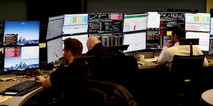 Borsa: l'Europa sale e guarda all'Iran, male i future su Wall Street