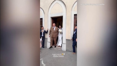 Matrimonio degli amici: Lautato e Dimarco scatenati col riso
