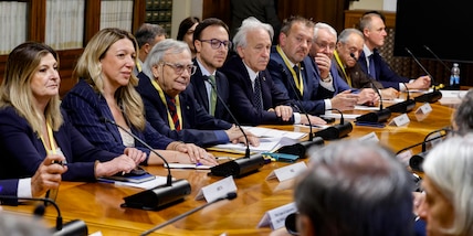 Gli autotrasportatori sospendono il fermo dopo l'incontro con il governo