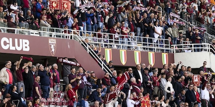 "Bianconero vietato, anzi no": botta e risposta Torino-Juve-Questura a suon di comunicati
