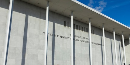 Trump, 'non mi occuperò più del Kennedy Center, lo farà il Congresso'