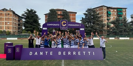 La Pro Patria fa festa, vince il trofeo 'Dante Berretti'