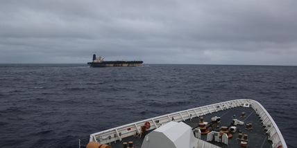 Macron, Francia e partner hanno intercettato una petroliera russa nell'Atlantico