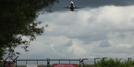 L'Ue rassicura sul jet fuel, 'nessun segnale di carenze'