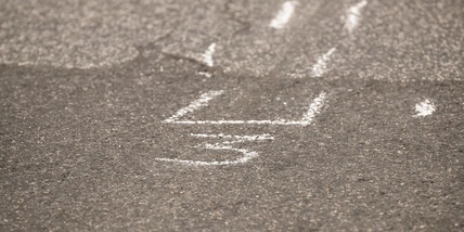 Auto travolge 5 pedoni, morta 17enne e 4 feriti gravi