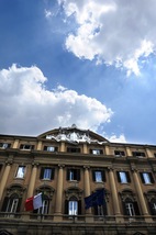 Lo spread tra Btp e Bund tedeschi apre in calo a 74 punti
