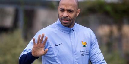 Mondiali: New York intitola temporaneamente due strade a Pelè e Thierry Henry