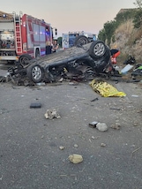 Auto fuori strada nel Foggiano, tre morti