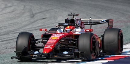 Russell in pole al Gp d'Austria: inseguono Leclerc e Hamilton! Verstappen a muro, caos nel finale