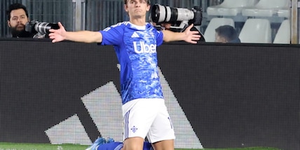 Nico Paz resta al Como, è ufficiale: il comunicato del Real Madrid e le parole del talento argentino
