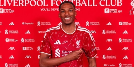 Liverpool, ufficiale l'arrivo di Jaquet: cifre monstre per il difensore 20enne
