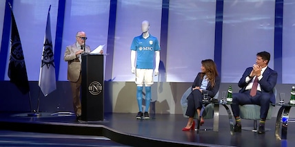 La commozione di De Laurentiis parlando di Napoli e della sua famiglia