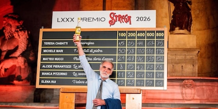 Michele Mari vince il Premio Strega 2026