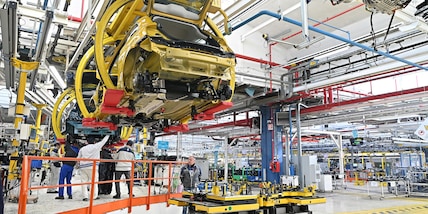 Istat, produzione industriale -0,3% a maggio, ma su anno +1,1%