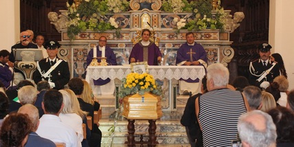 Parroco, 'il grande amore di Peppino di Capri è stata la musica'
