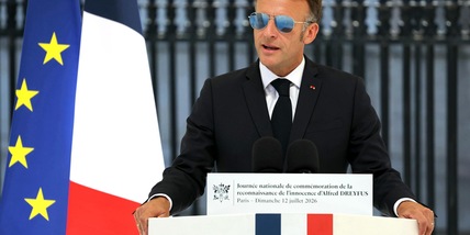Macron, pronti a difendere libertà anche al costo del sangue