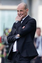Allegri, 'felice di essere al Napoli, mai avuto contatti con Figc'