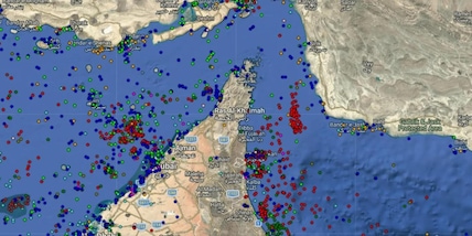 Pasdaran, 'petroliera in fiamme a Hormuz, altre due fanno dietrofront'