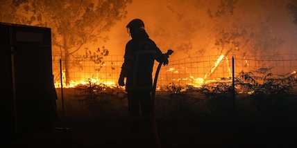 Incendio in Gironda, già 44.000 evacuati, incombe rischio venti forti