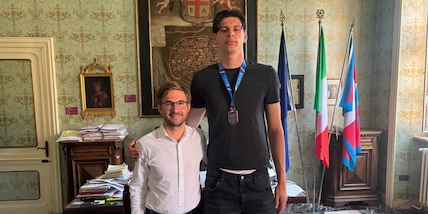 Riccardo Pavese ricevuto dal sindaco di Alba