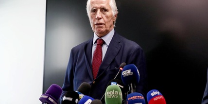 Malagò in Figc, alle 12 il consiglio federale