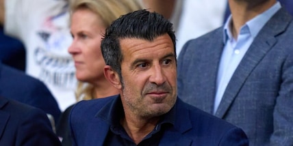 Figo attacca Infantino: "Dimettiti, hai mentito! Non è troppo tardi per salvare il calcio"