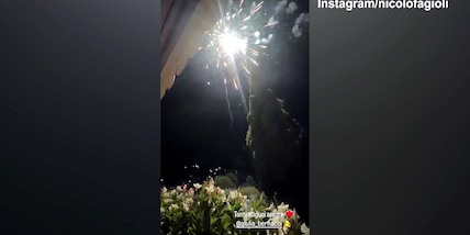 Fuochi d'artificio per la fidanzata di Nicolò Fagioli