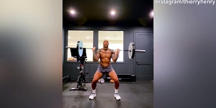 Henry, forza incredibile con i pesi in palestra