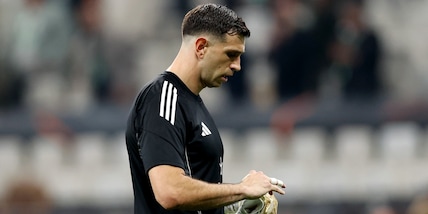 Dibu Martinez, la Juve affonda! Arriva l'offerta all'Aston Villa, cosa sta succedendo Dibu Martinez, la Juve affonda! Arriva l'offerta all'Aston Villa, cosa sta succedendo