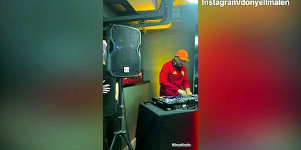 Malen, prima la tripletta e poi...deejay in consolle