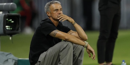 Il Psg si scopre in crisi: nel giorno del rinnovo di Luis Enrique crollo casalingo col Monaco