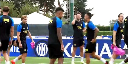 L'ironia di Chivu: "Niente mano, come Lobotka"