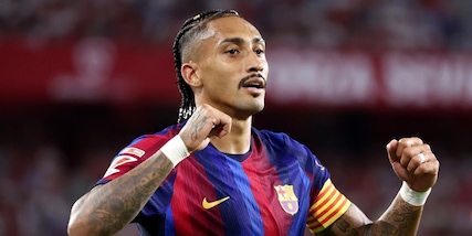 Raphinha show, tripletta e Barcellona a punteggio pieno. Il Borussia guida la Bundesliga, poker del Lione