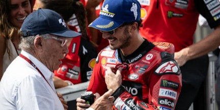 Ezpeleta: "Valentino Rossi? Positivo che Marc non abbia commentato le sue dichiarazioni" Ezpeleta: "Valentino Rossi? Positivo che Marc non abbia commentato le sue dichiarazioni"