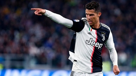 Juve, Cristiano Ronaldo resta comunque altri due anni