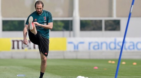 Juve, così Sarri salva Higuain