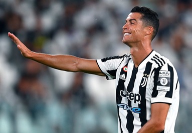 Cristiano Ronaldo dicci se resti alla Juve