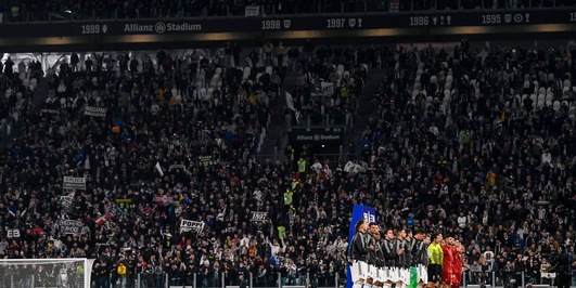 Juve-Roma: insulti a Mourinho, applausi a Zaniolo e il calore dei 30mila