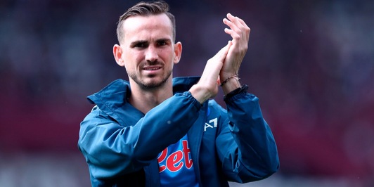 Il centrocampista Fabian Ruiz finisce nel radar della Juve