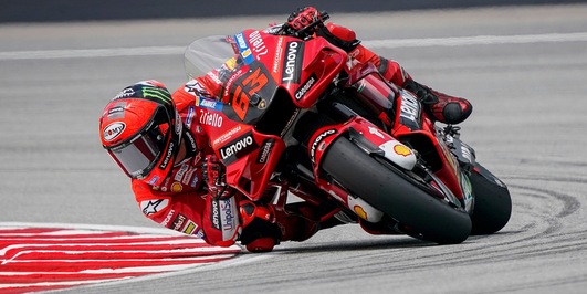 Bagnaia e Bautista, la domenica da sogno della Ducati