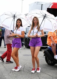 Clamoroso: via le ombrelline anche nelle moto