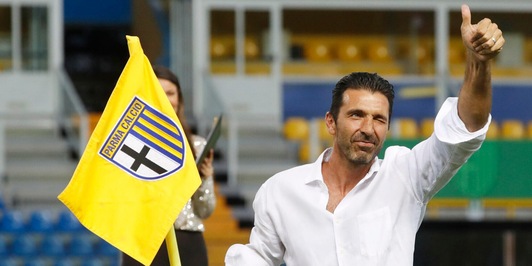 Luci a San Siro per Buffon