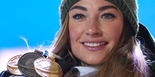 Dorothea Wierer regina Biathlon: Slam nella sua Anterselva, "Fatto anche Yoga"
