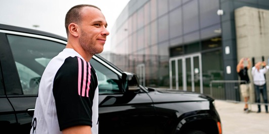 Juve, Arthur e Fiorentina: quale formula mercato? Bonucci, non solo Lazio