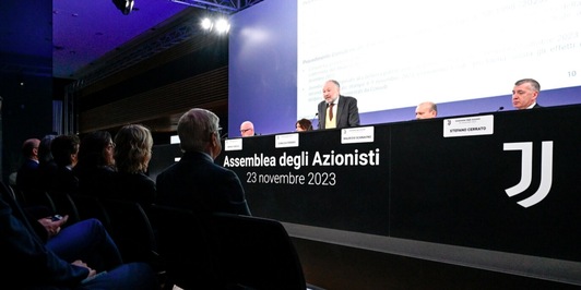 Juve, tra plusvalenze e patteggiamento: il pragmatismo e come comunicarlo