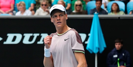 È Sinner dominator: ormai piace anche davanti alle telecamere