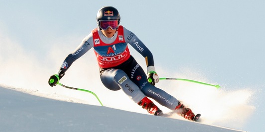 Goggia: "Mi alleno con gli uomini per migliorare. Servirebbe anche a loro..."