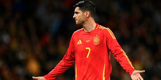 Morata-Juve, c'è la carta per aggirare la clausola. Voci Premier per un titolare