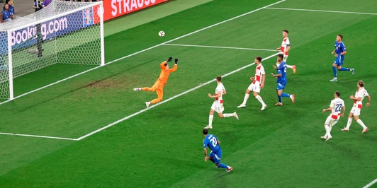 Zaccagni, parla il papà: "Gol magico. Se gliel'ha detto anche Del Piero..."